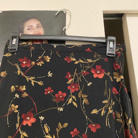 Vintage floral midi skirt - Picture 2 of 3